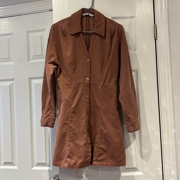 Zara Pink Velvet button down shirt dress - Picture 2 of 5